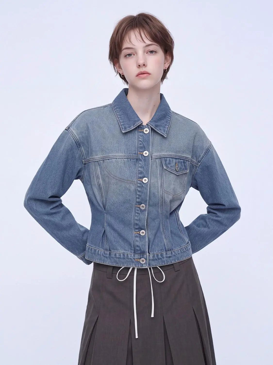 Lapel Collar Flap Pocket Button Up Cropped Denim Jacket