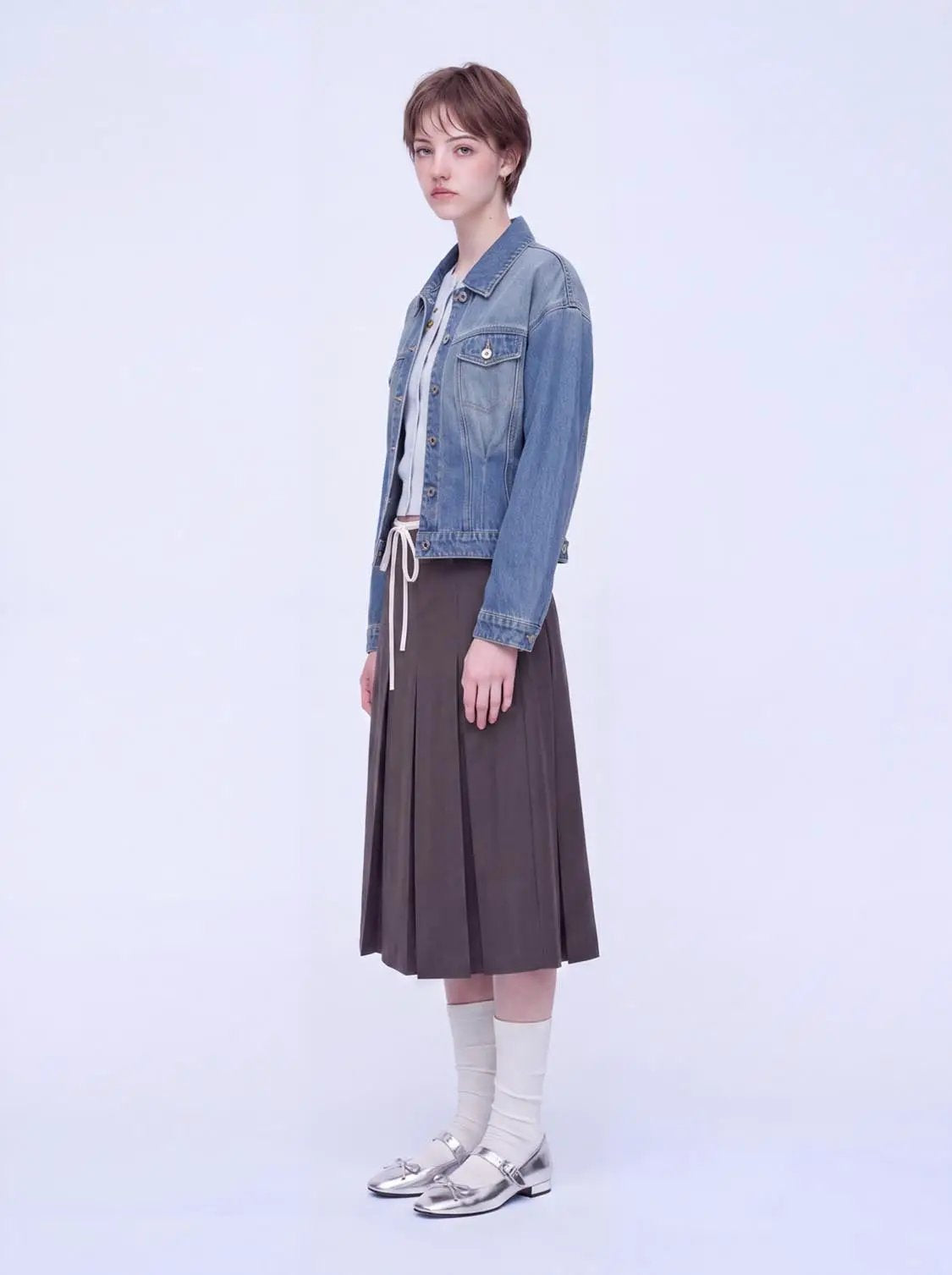Lapel Collar Flap Pocket Button Up Cropped Denim Jacket