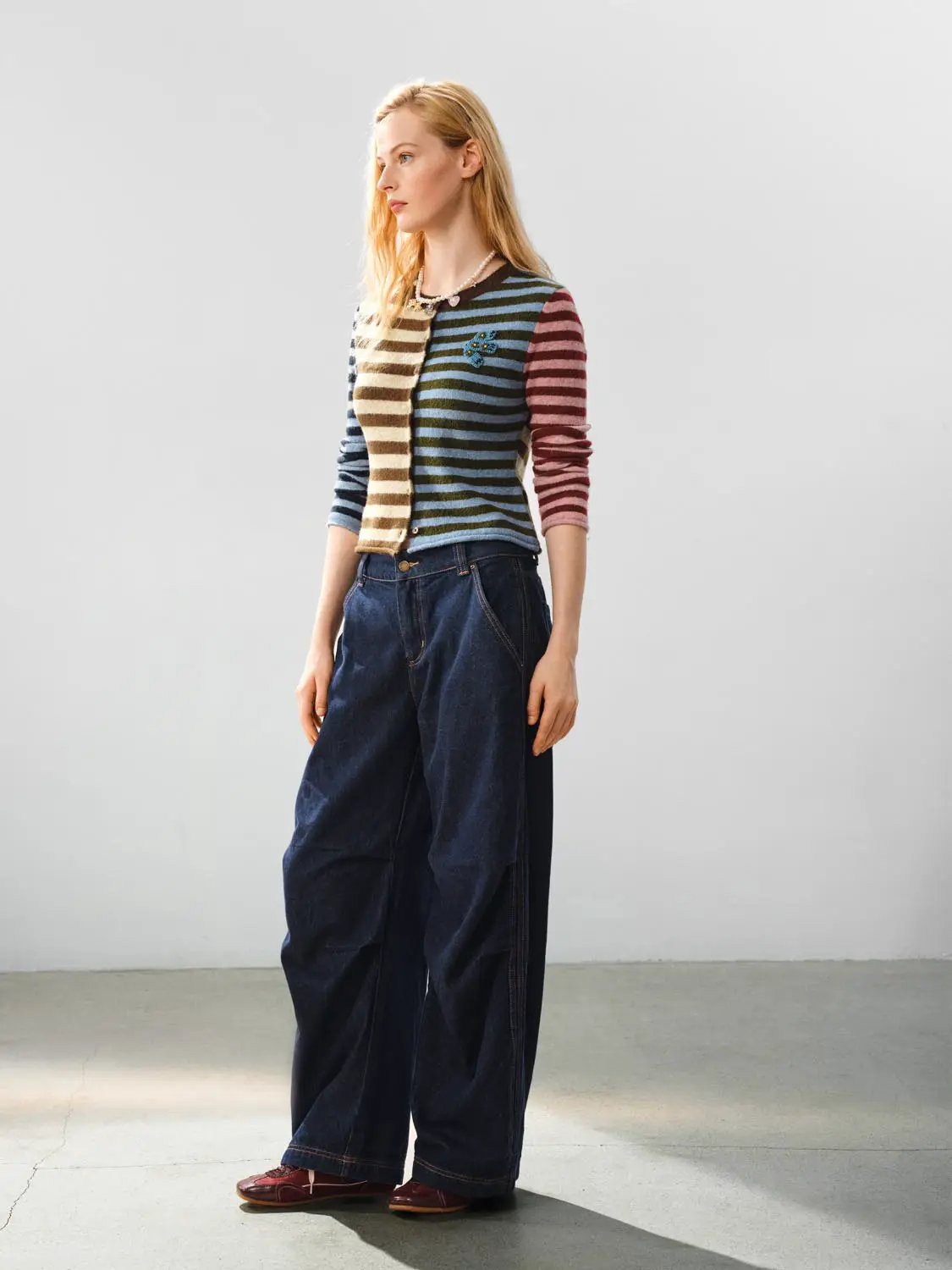 Medium Thickness Paneled Wide-leg Cotton Jeans
