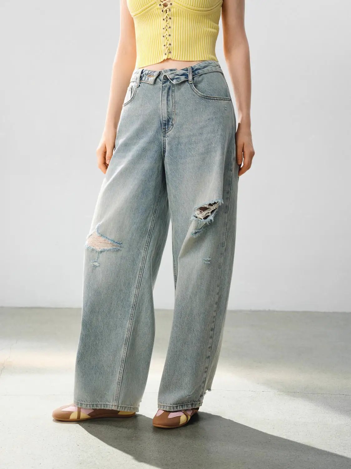 Distressed Tie Waist Wide-leg Cotton Stretch Jeans