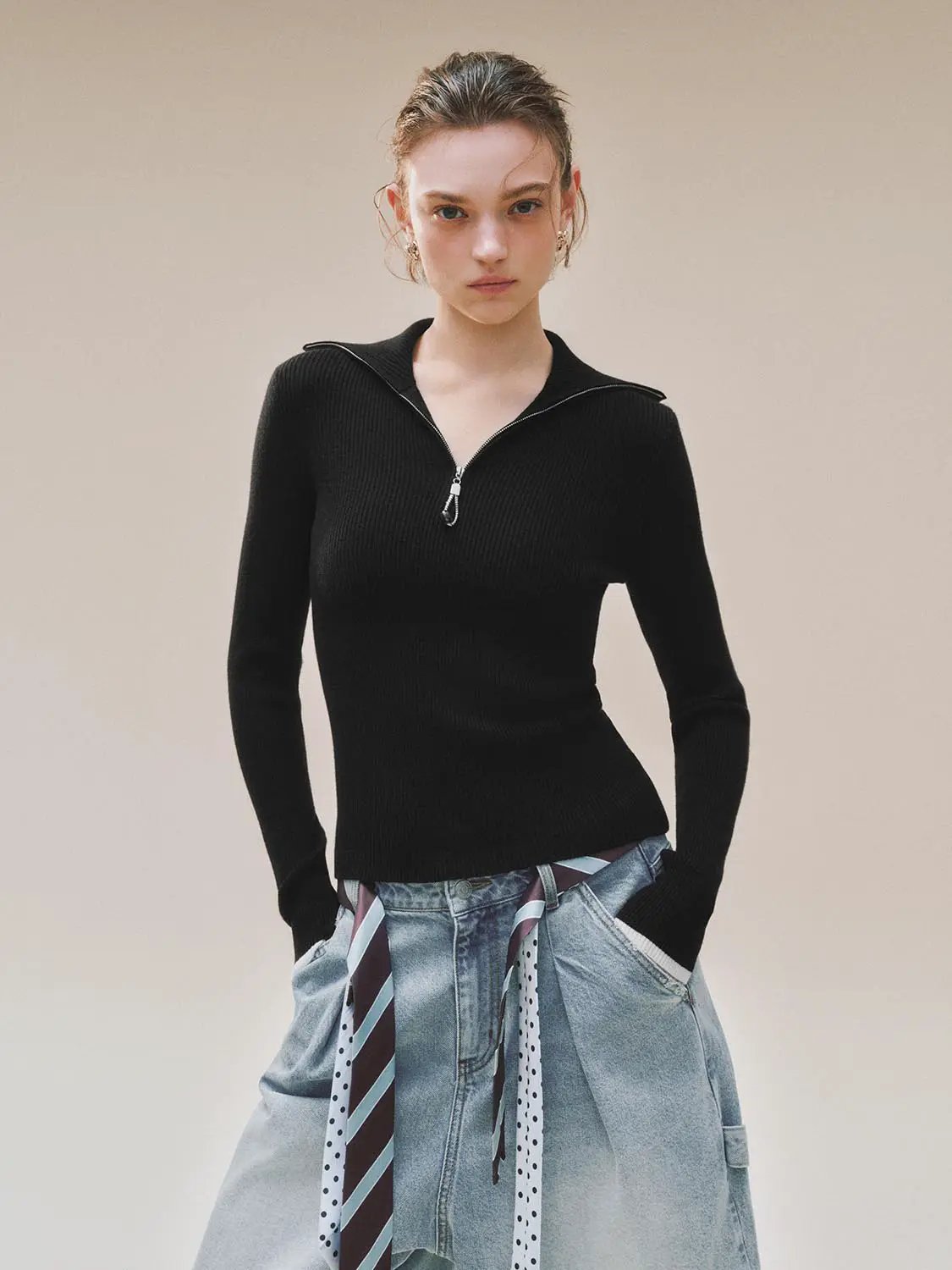 Ribbed Fitted Half Zip Long Sleeve Sweater