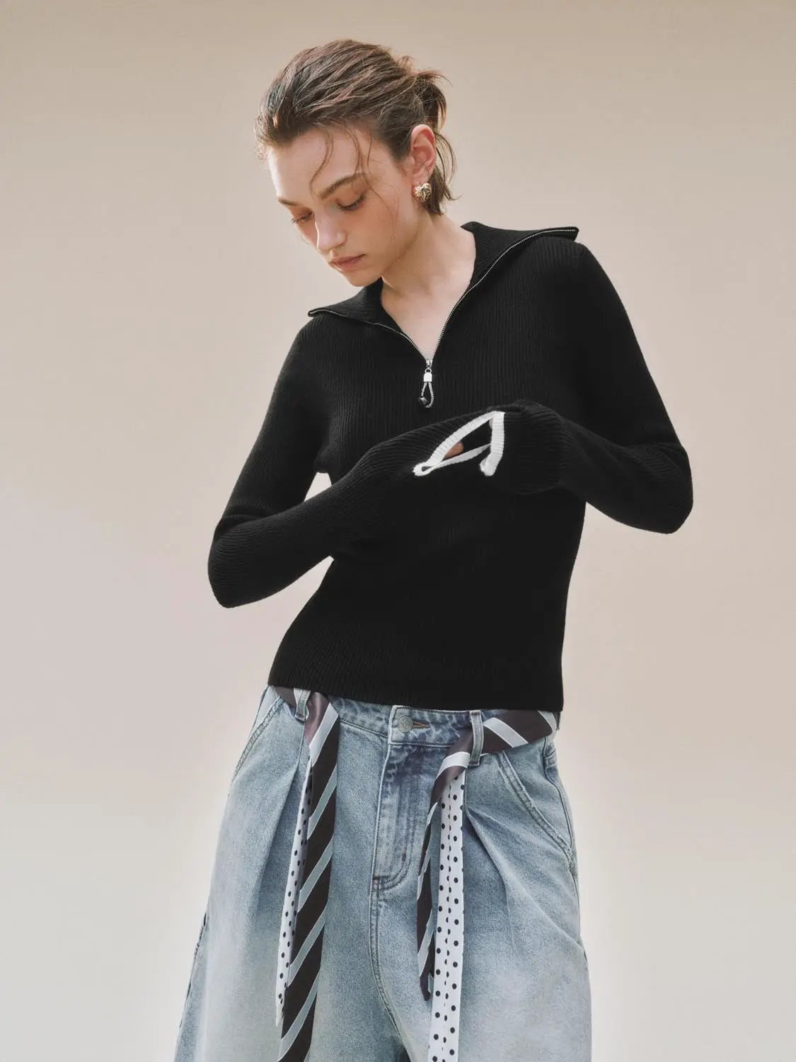 Ribbed Fitted Half Zip Long Sleeve Sweater