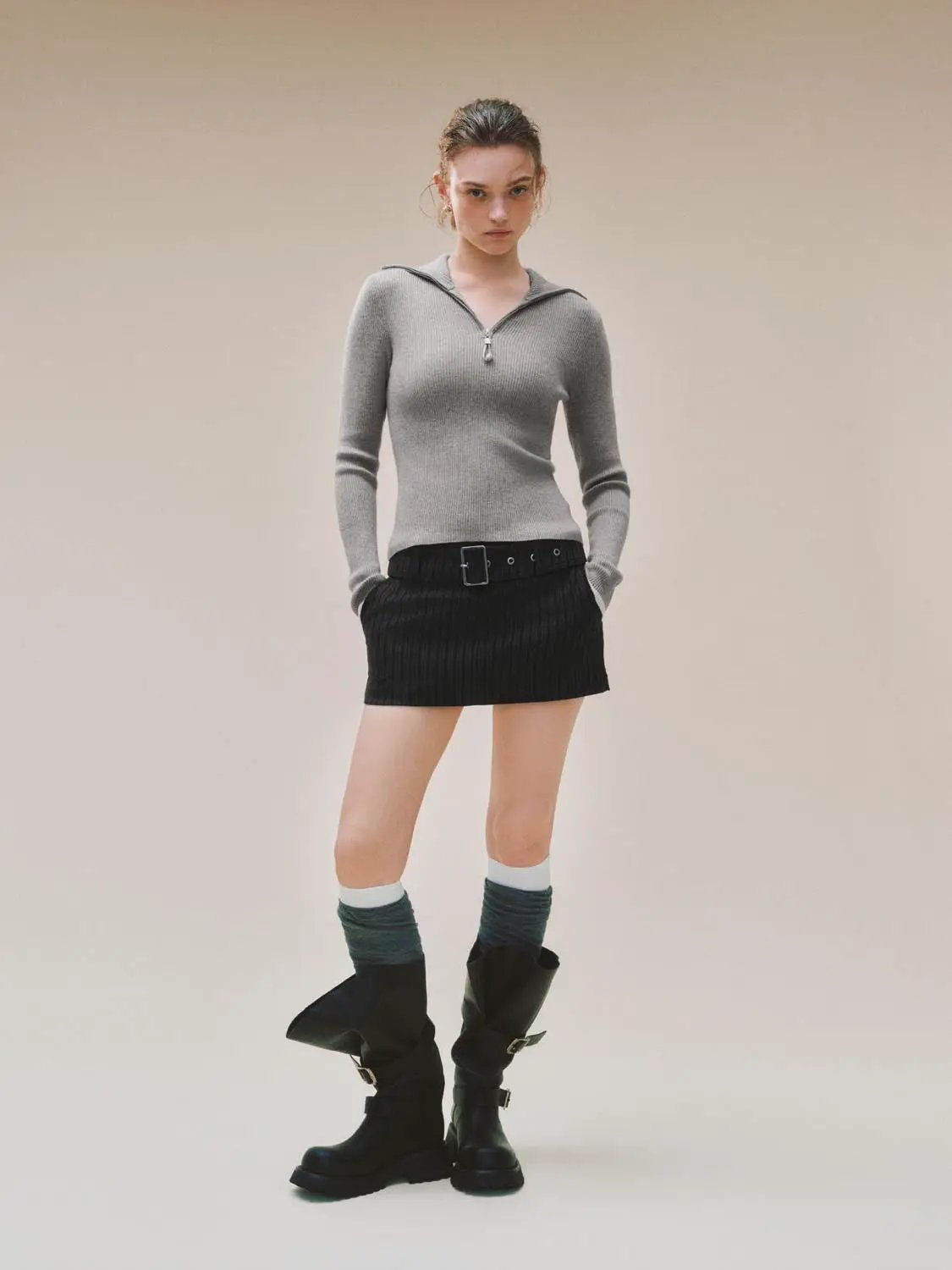 Ribbed Fitted Half Zip Long Sleeve Sweater
