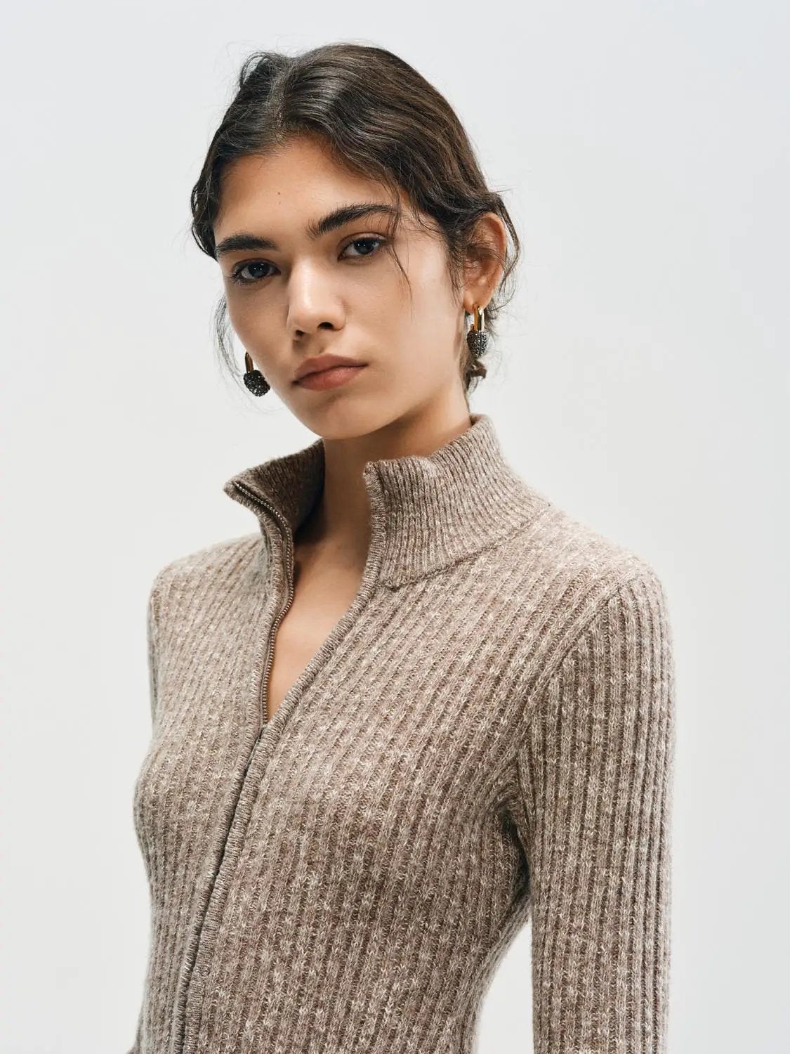 Cropped Ribbed Knit Long Sleeve Zip Jacket