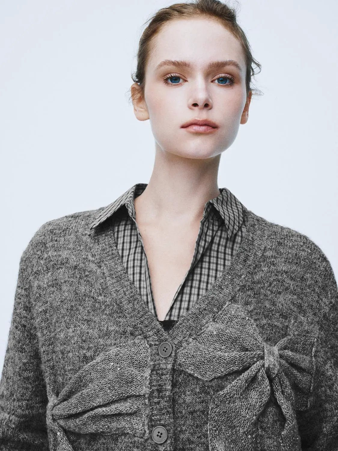 Bow Detail V-neck Long Sleeve Knit Cardigan