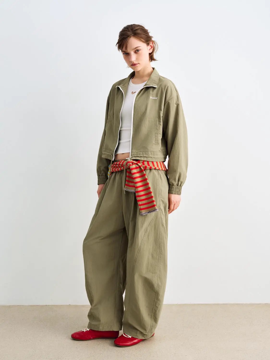 Zip Front Drawstring Hem Elastic Long Sleeve Jacket