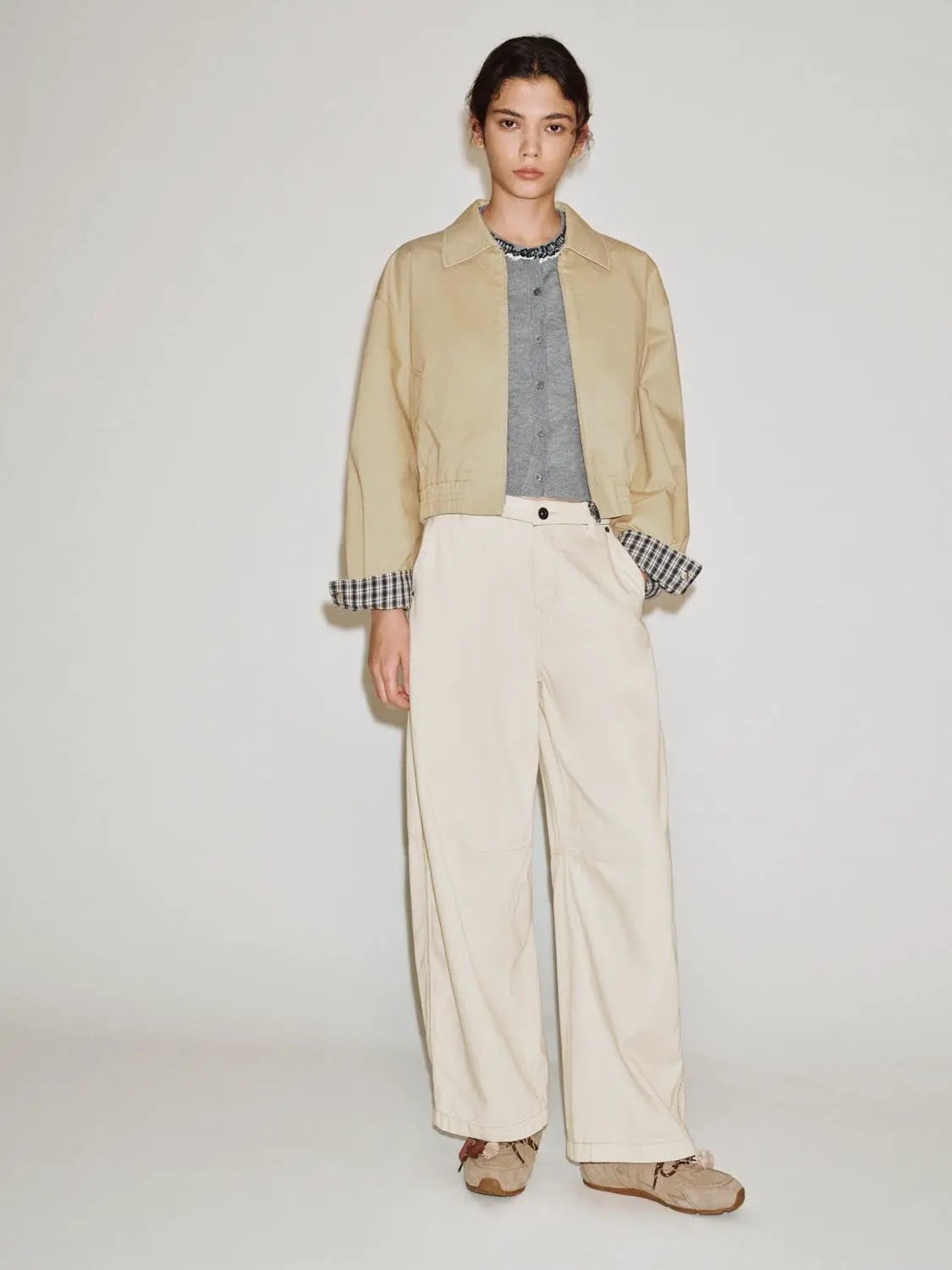 Collared Cropped Cotton Long Sleeve Checked Cuff Jacket