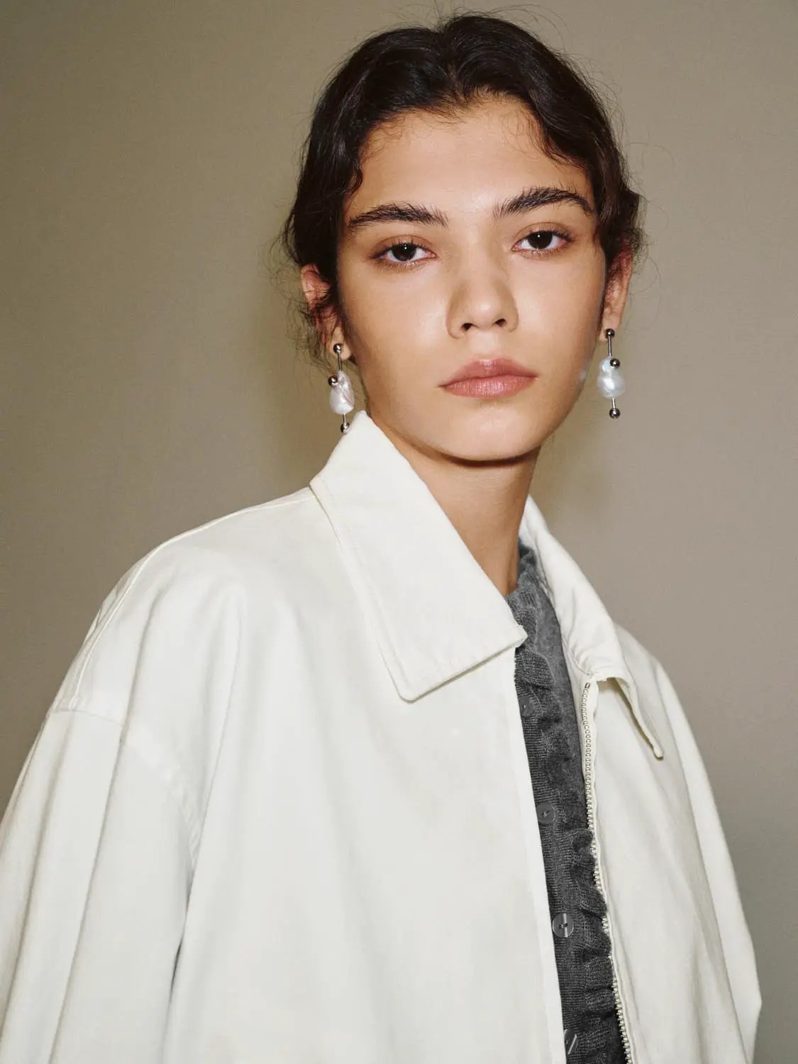 Collared Cropped Cotton Long Sleeve Checked Cuff Jacket