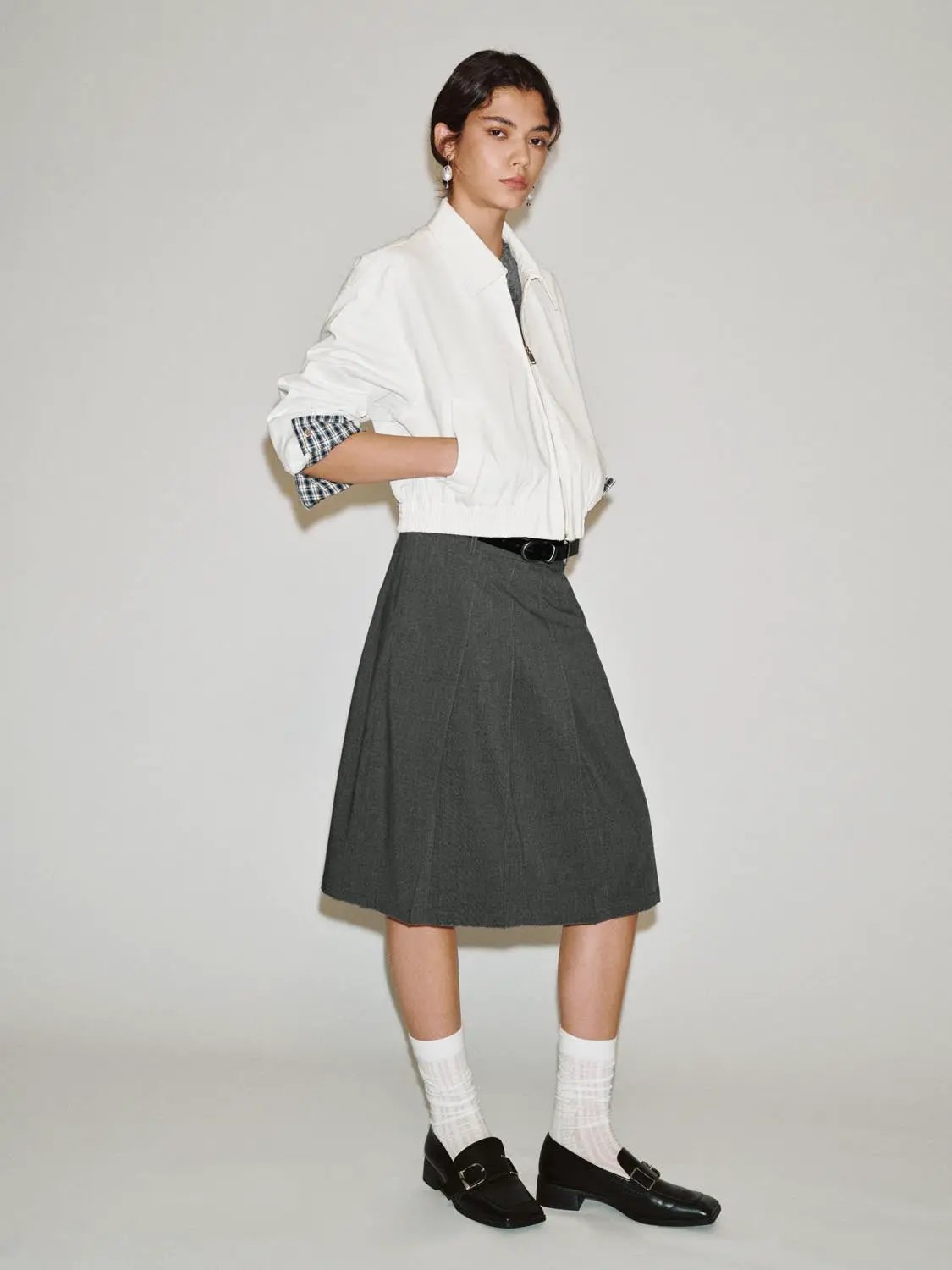 Collared Cropped Cotton Long Sleeve Checked Cuff Jacket