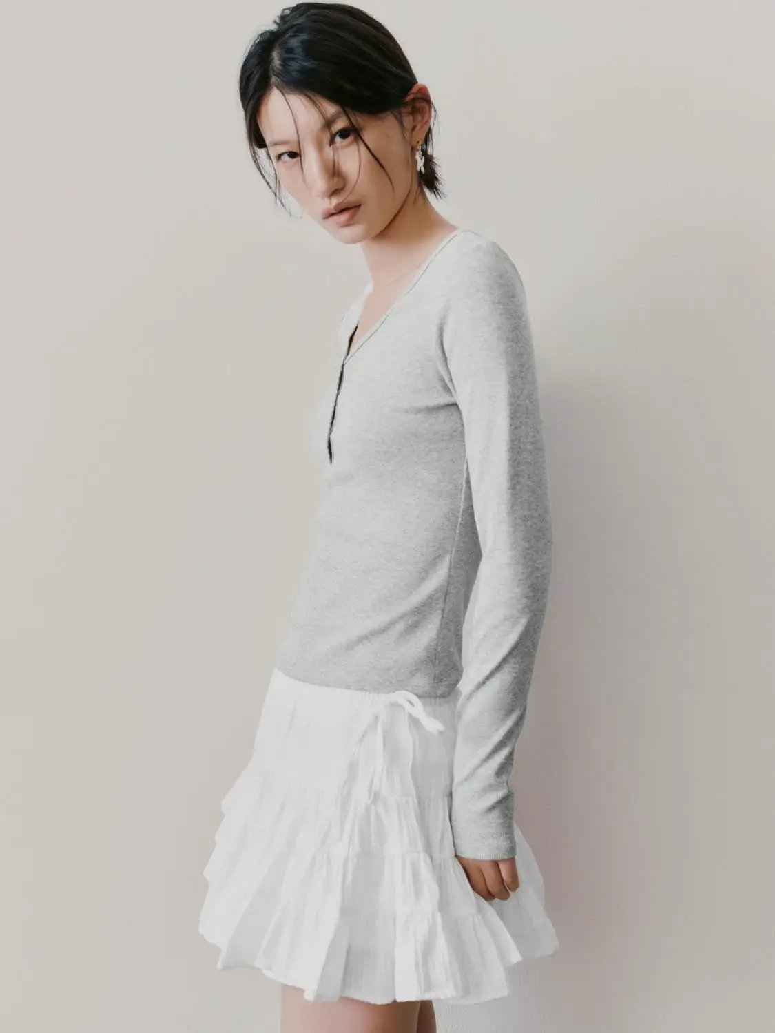 Henley Neck Slim Fit Cropped Long Sleeve Basic Top