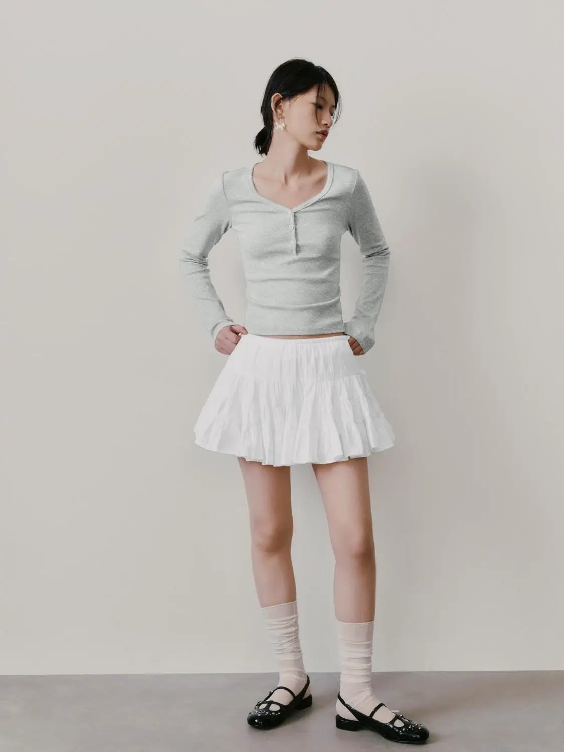 Henley Neck Slim Fit Cropped Long Sleeve Basic Top