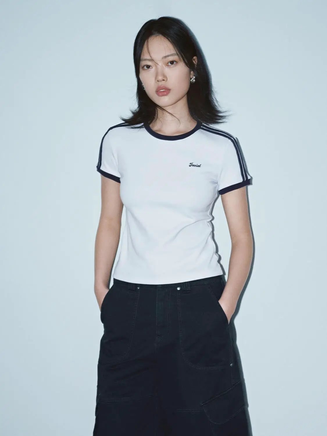 Short Sleeve Contrast Trim Fitted Waist Cotton T-Shirt