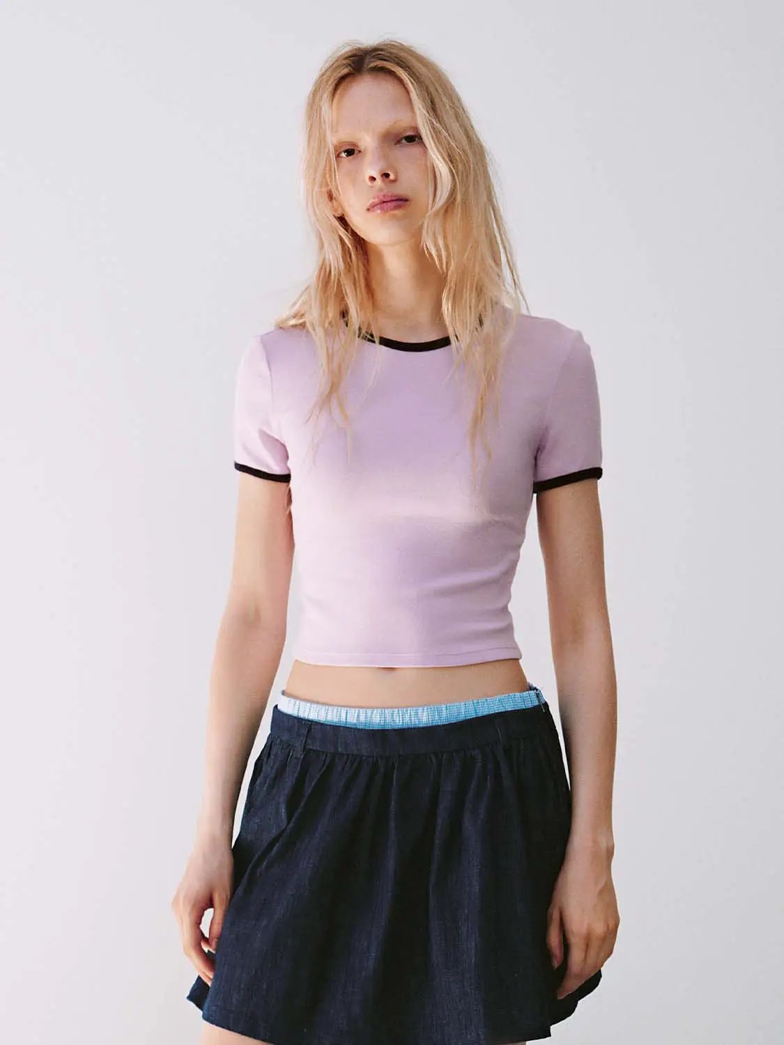 Slim Crew Neck Contrast Binding Short Sleeve Cropped Top