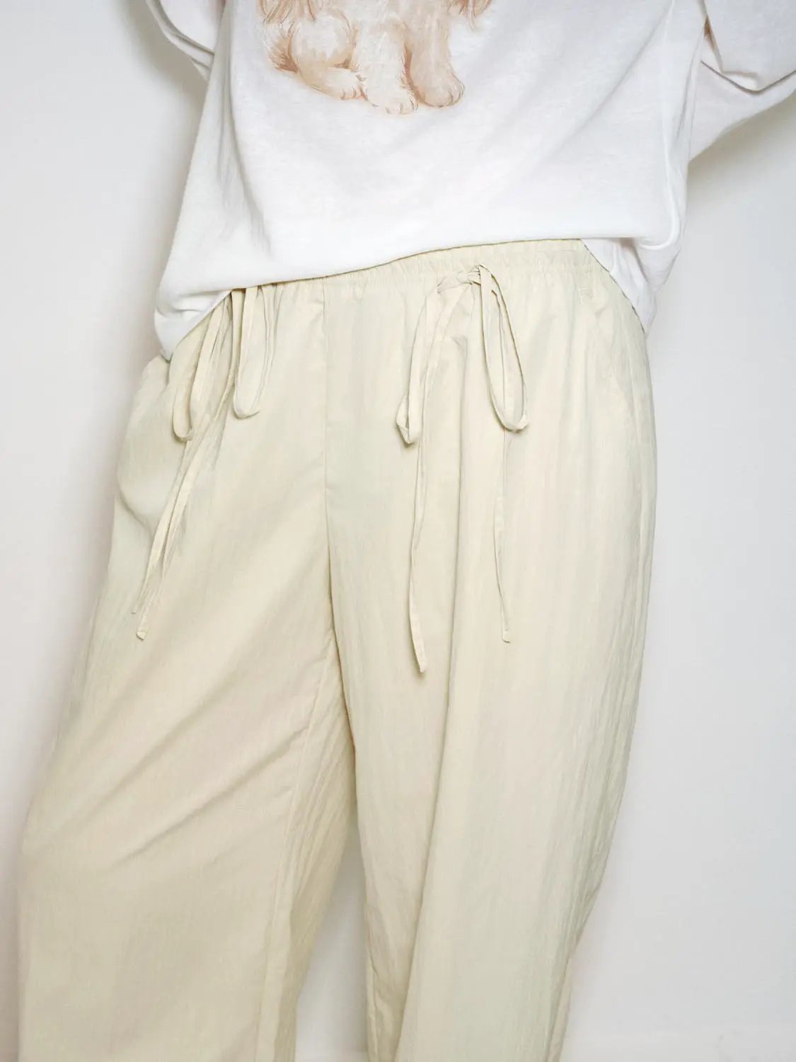 Lightweight Drawstring Waist Wide-leg Pants