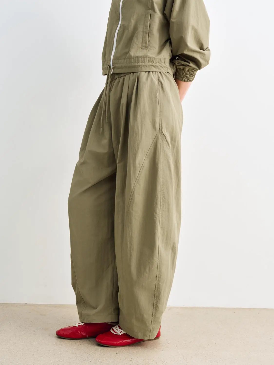 Drawstring Elastic High-waisted Wide-leg Pants