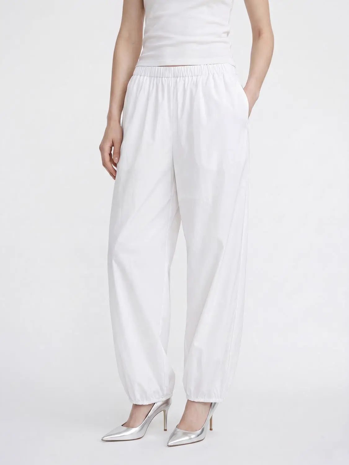 Elastic-waist Pleated Wide-leg Jogger Pants