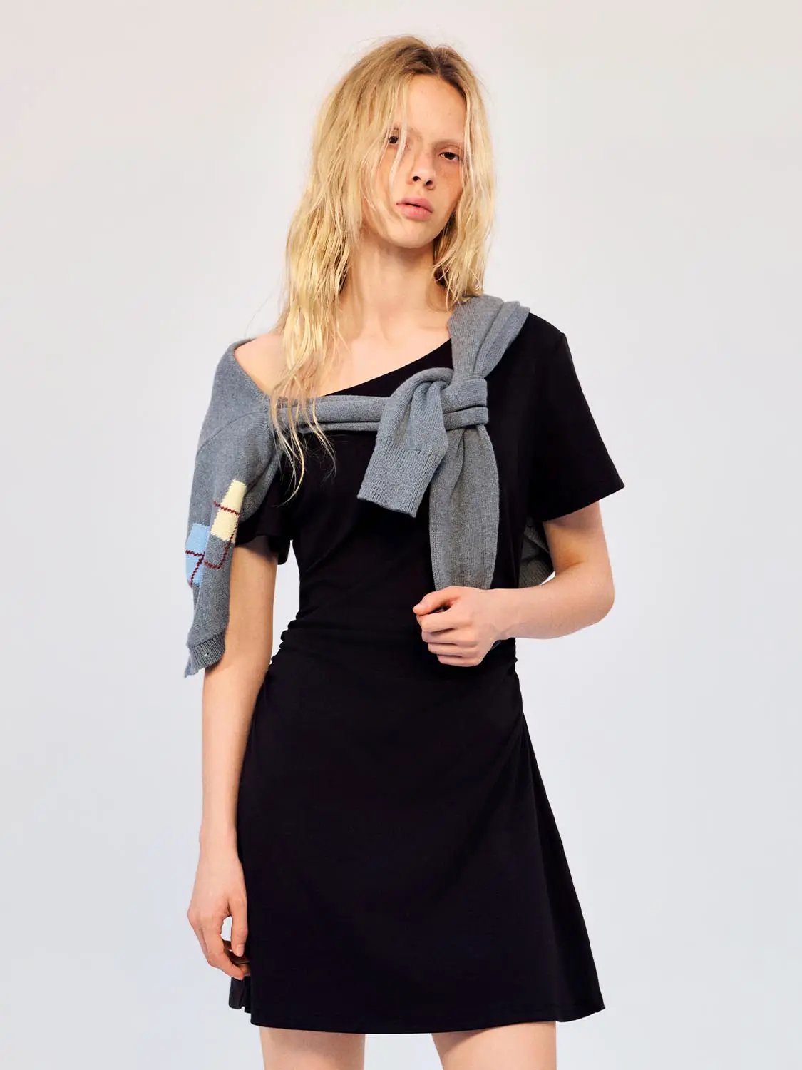 Slim One Shoulder Short Sleeve Side Ruched Mini Dress