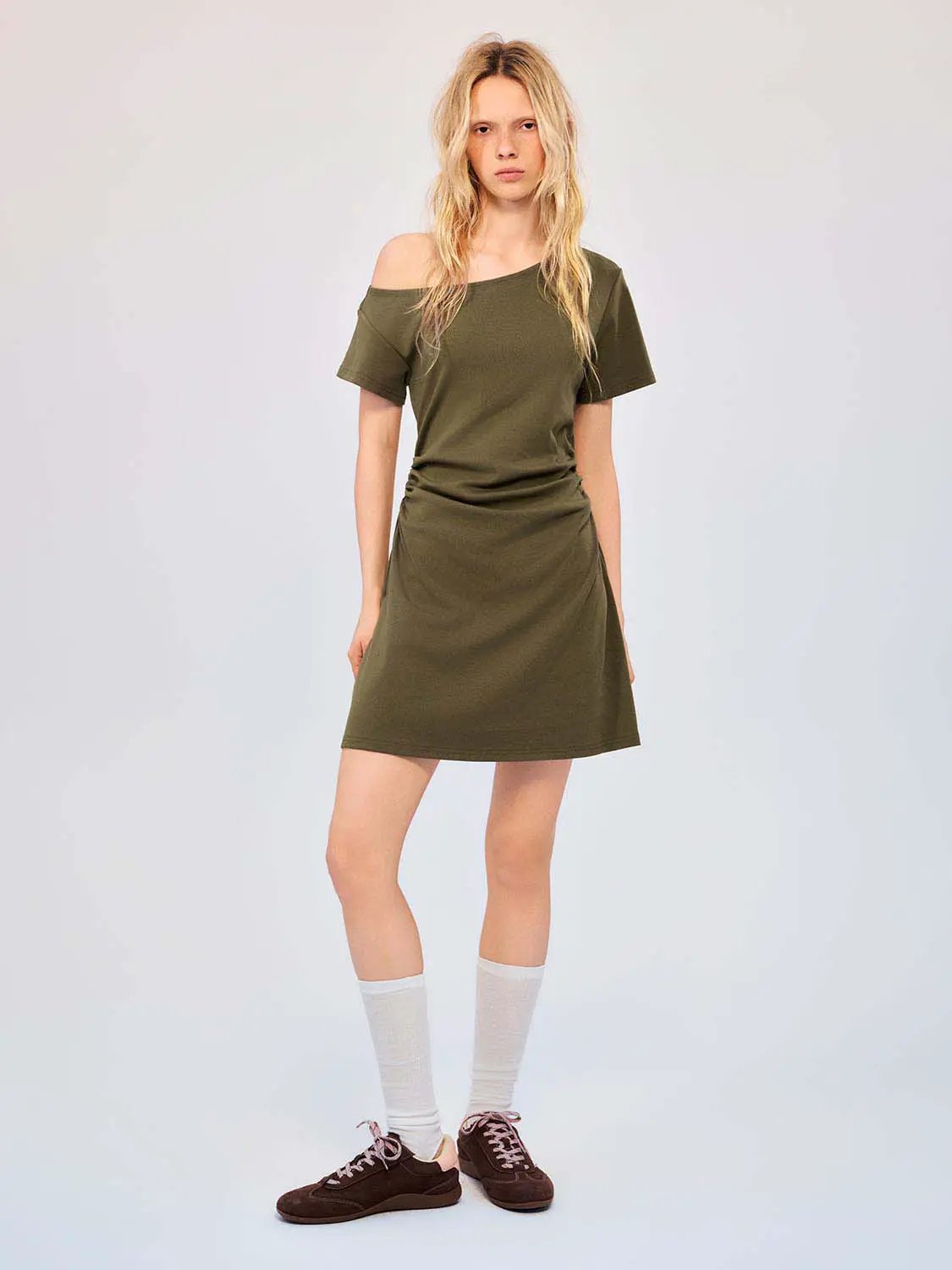 Slim One Shoulder Short Sleeve Side Ruched Mini Dress