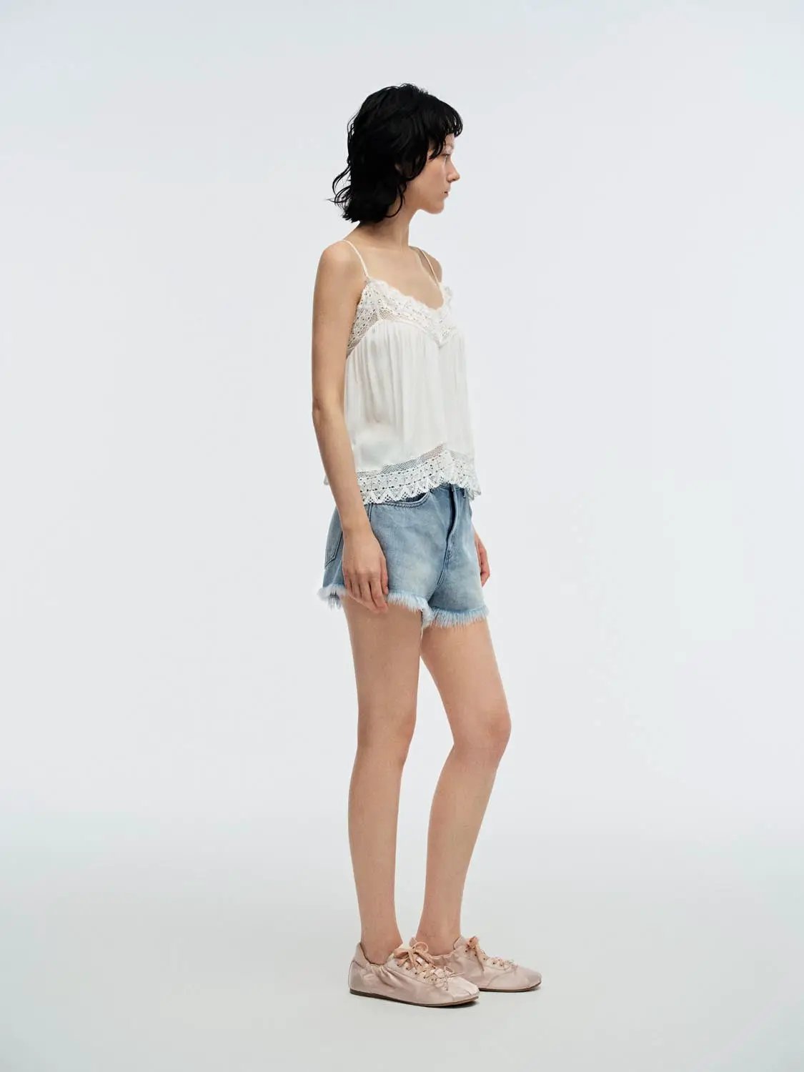 High Waist Washed Frayed Hem Pocket Denim Shorts