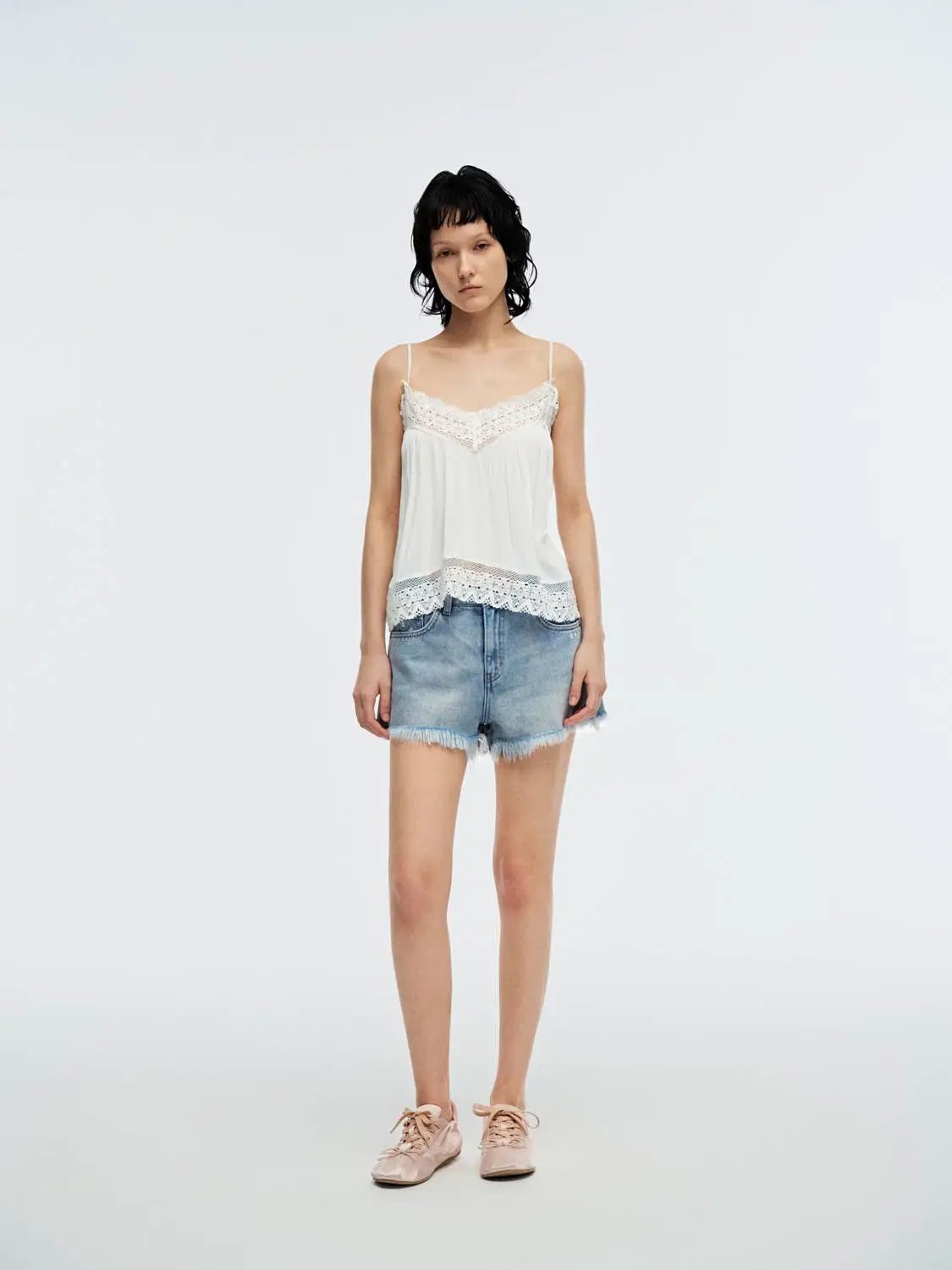 High Waist Washed Frayed Hem Pocket Denim Shorts