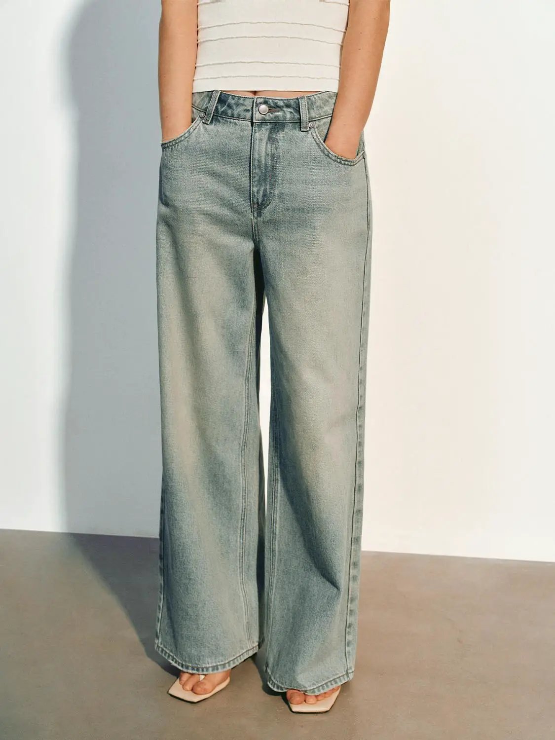 Light Faded Blue Washed Wide-leg Cotton Jeans