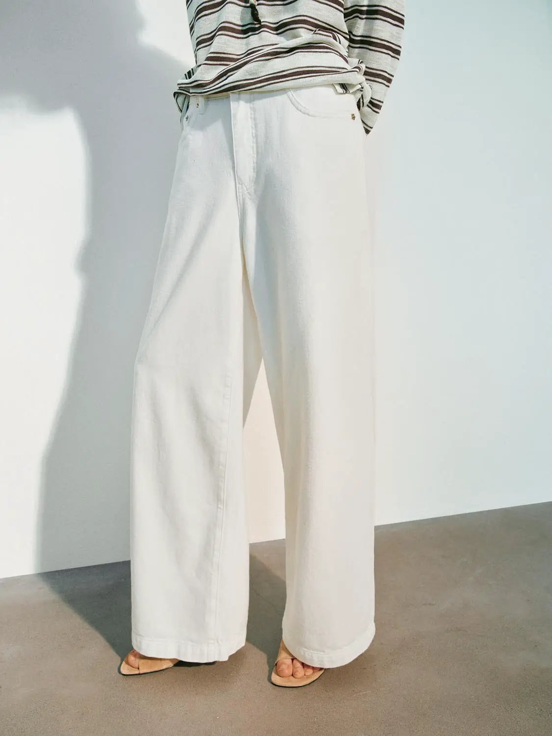 Wide-leg High Waisted Plain Front Full Length Pants