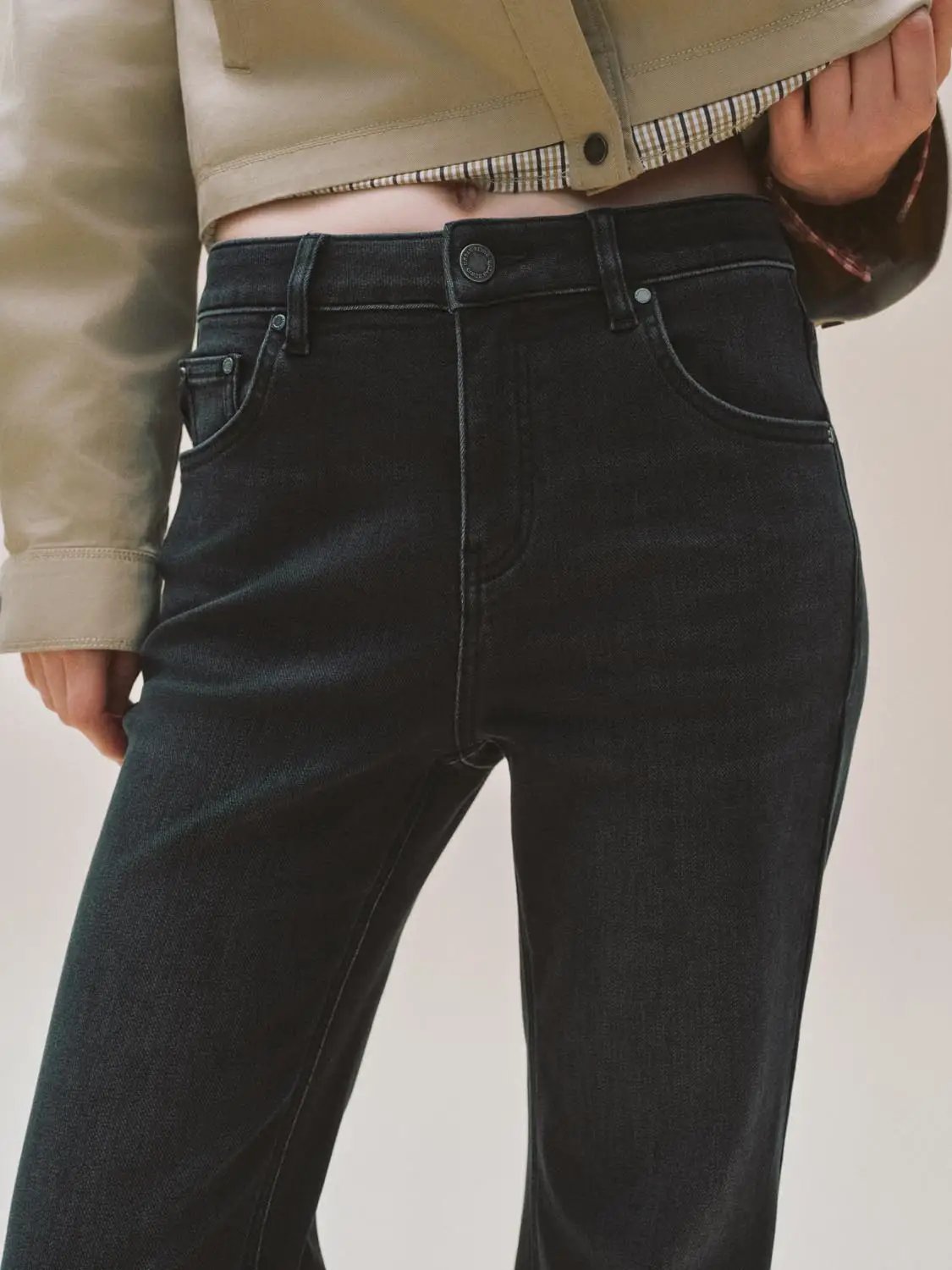 Wash Cuffed Flare High-waisted Cotton Blend Jeans