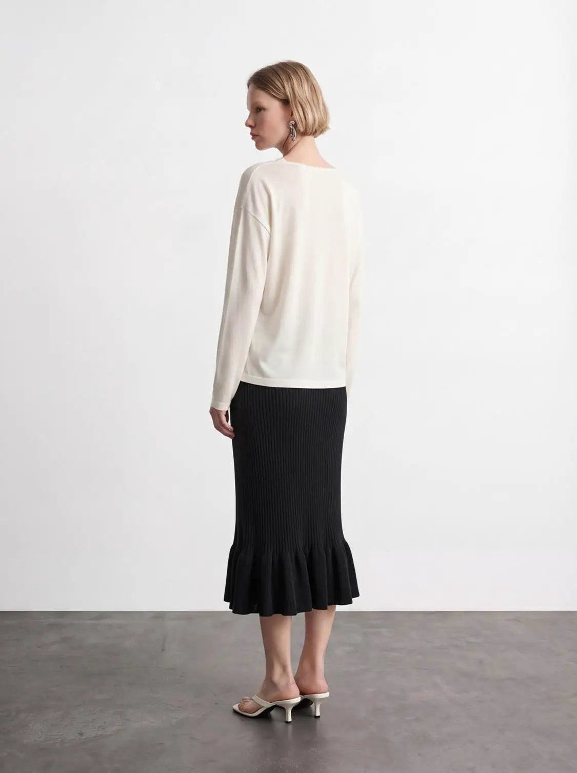 Ruffle Hem Knitted A-Line Midi Skirts