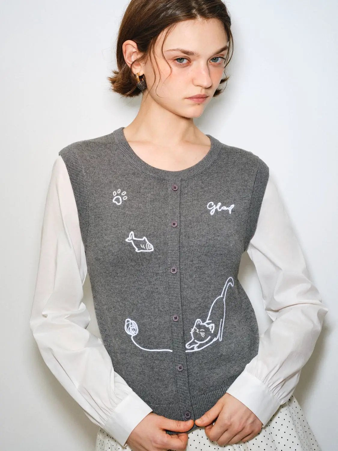 Embroidered Cat Pattern Crew Neck Cotton Knitted T-shirt