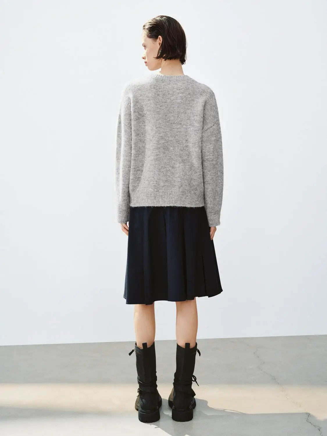Graphic Print Crew Neck Long Sleeve Knit Sweater